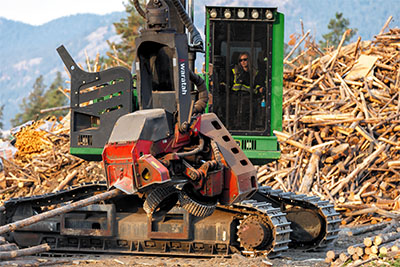 Janessa Nelson-Smith operating a Waratah machine